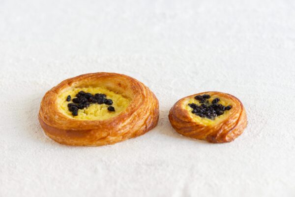 Danishes, raisin custard