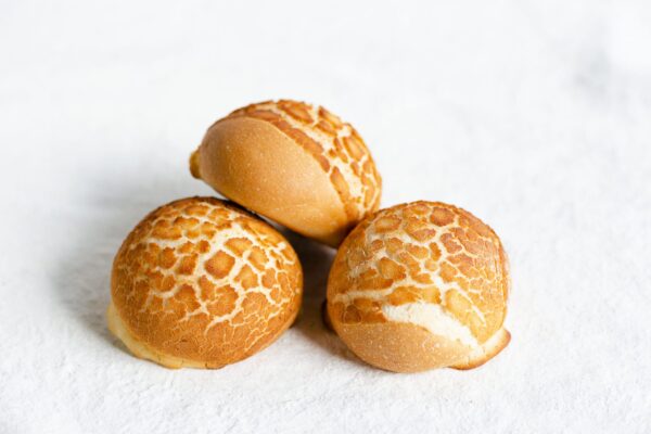 dutch crunch dinner rolls
